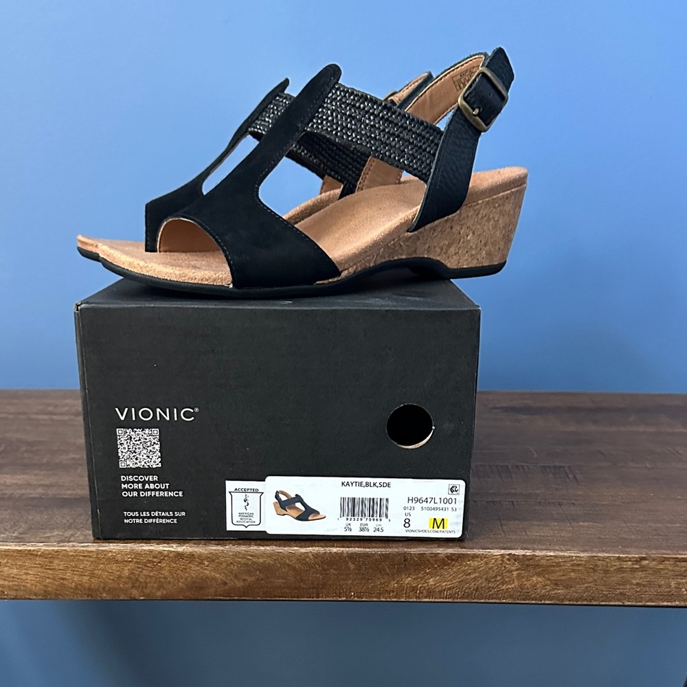 Vionic Black and Brown Strappy Wedge Sandals